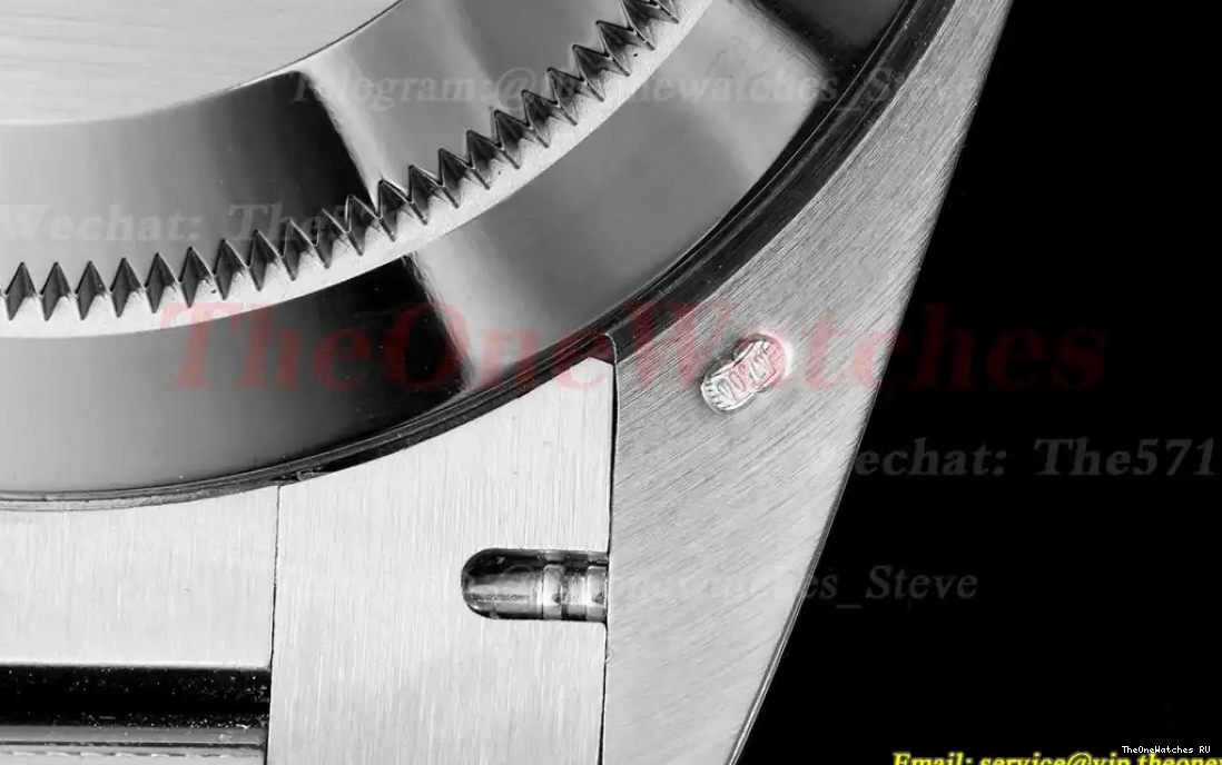 A2836 Textured DayDate SS SS EWF Dial Blue 40mm 0419